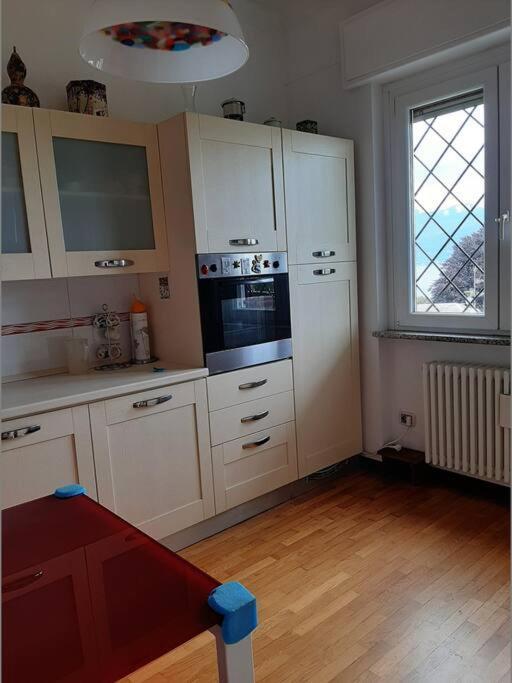 La Finestra Sul Lago - In Villa Con Vista E Posto Auto Coperto 斯特雷萨 外观 照片