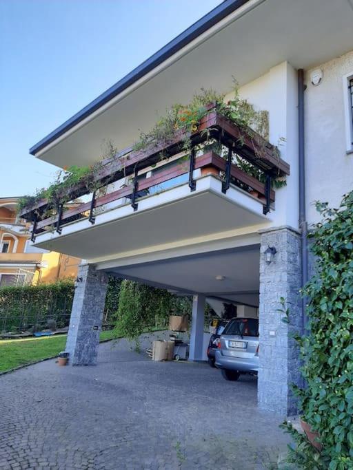 La Finestra Sul Lago - In Villa Con Vista E Posto Auto Coperto 斯特雷萨 外观 照片