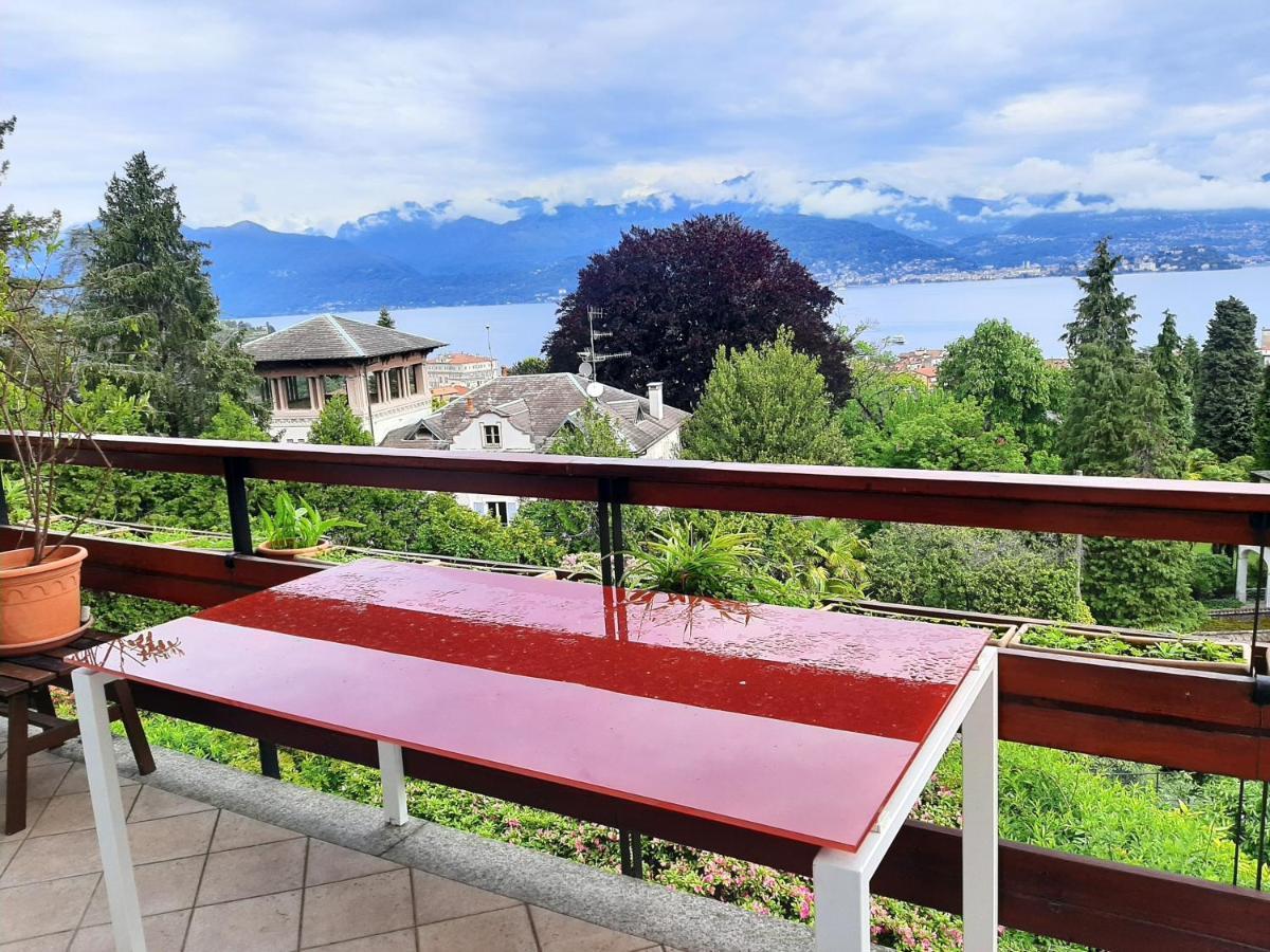 La Finestra Sul Lago - In Villa Con Vista E Posto Auto Coperto 斯特雷萨 外观 照片