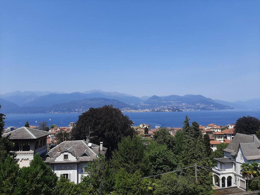La Finestra Sul Lago - In Villa Con Vista E Posto Auto Coperto 斯特雷萨 外观 照片